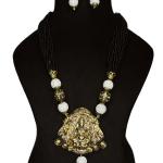 KUNDAN BEADS NECKLACE
