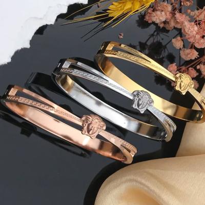 STAINLESS STEEL BRACELET