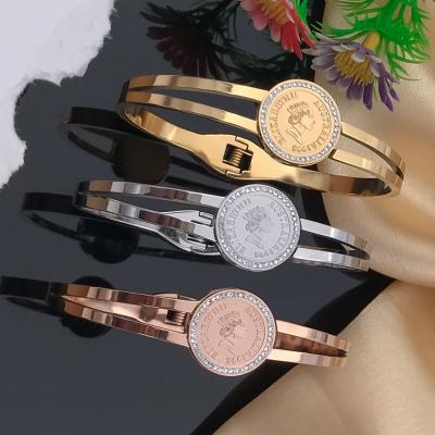 STAINLESS STEEL BRACELET